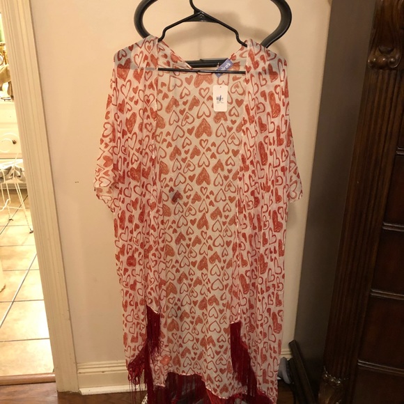 Claire's Tops - Claire’s short sleeve tunic